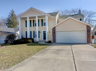 2874 S Forrest Ln, Decatur, IL 62521