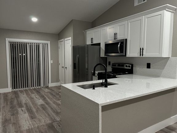 3rd image of 5976 Wallace Dr #5976