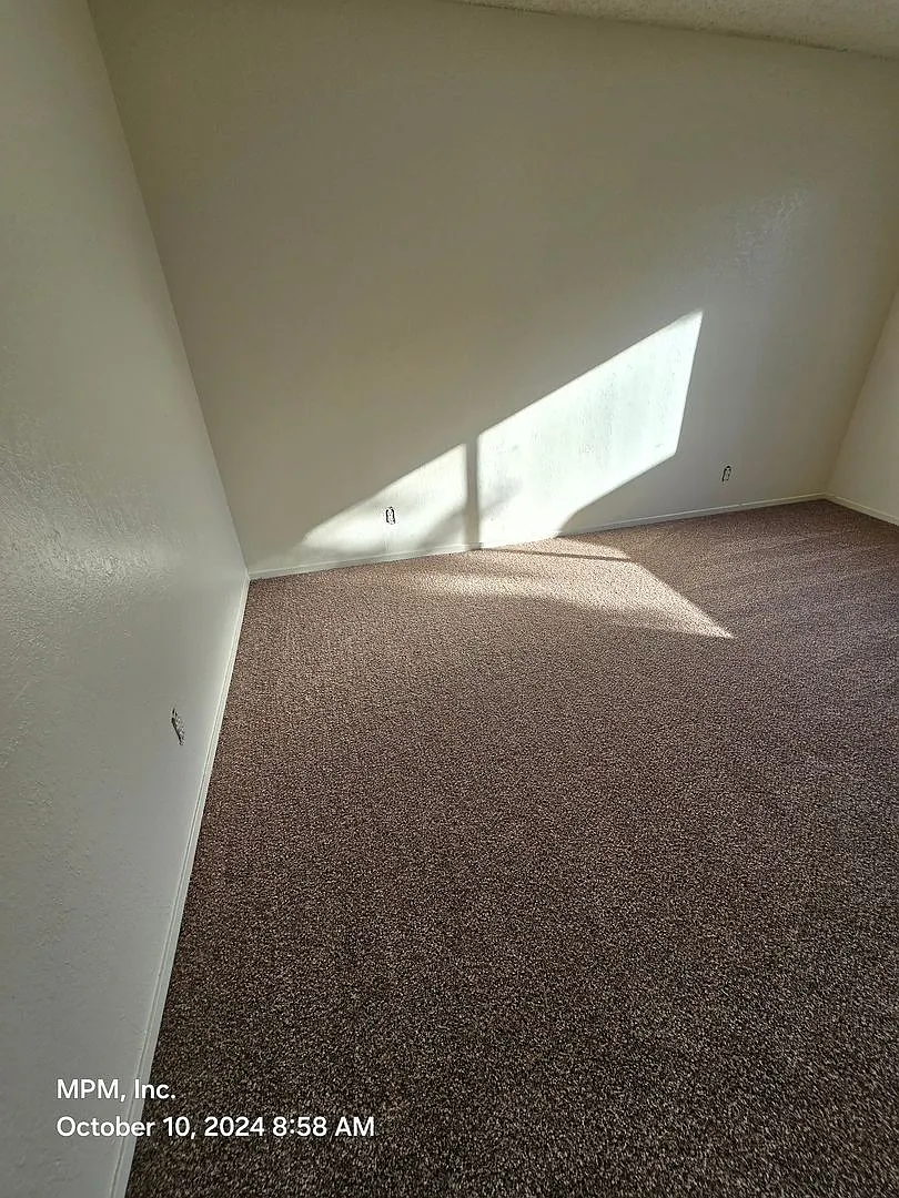 2821 Park Street (Apts 1-11) — Photo 3