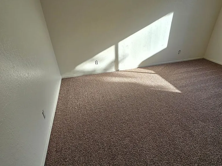 2821 Park St — Photo 3