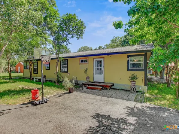 279 Shelley Ln, San Marcos, TX 78666