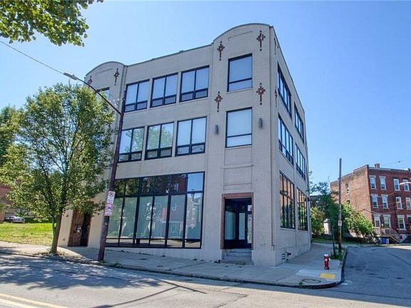 front of building showing side to garage access