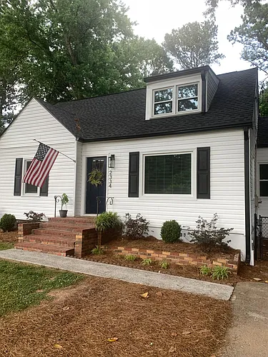 2334 Johnson Ferry Rd NE Photo 1