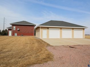 25458 481st Ave, Garretson, SD 57030
