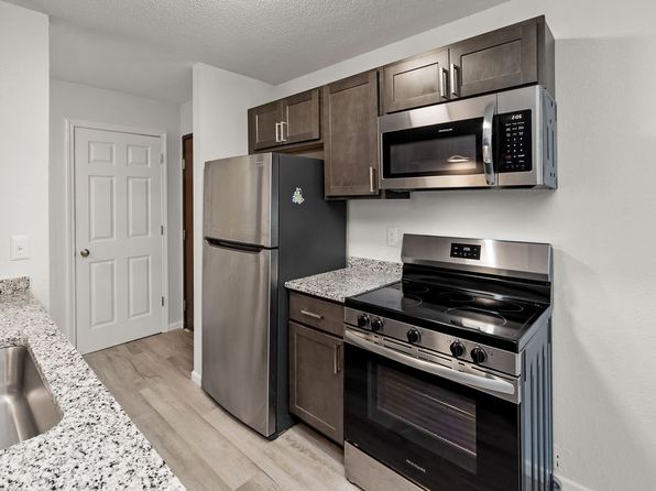 1212 Washington Memorial Dr APT 305