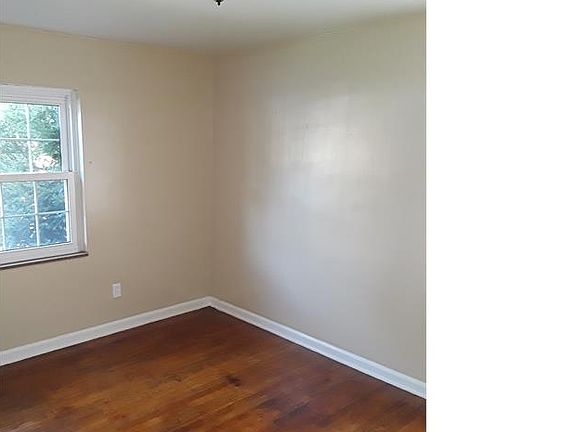 2nd image of 19398 Revere St