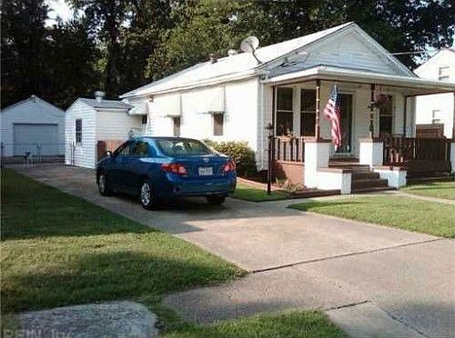 3rd image of 4828 Elmhurst Ave