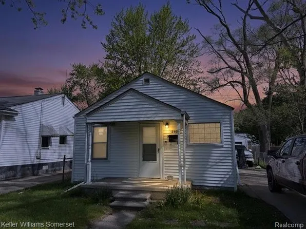 8499 Chapp Ave, Warren, MI 48089