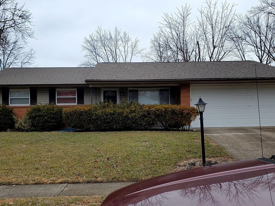 1st image of 2601 Pinegrove Dr
