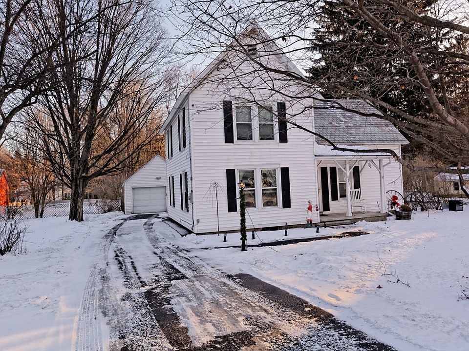 1st image of 937 Main St