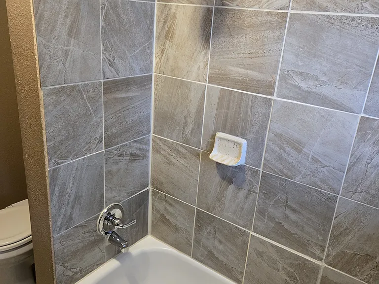 SE Lilly Ave — Photo 8