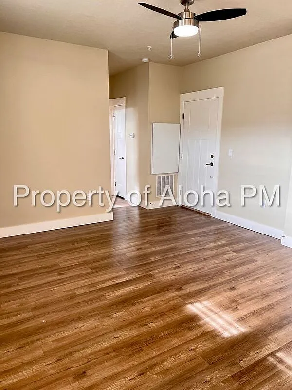 2 bed, 2.0 bath, 886 sqft, $1,801 — Photo 3