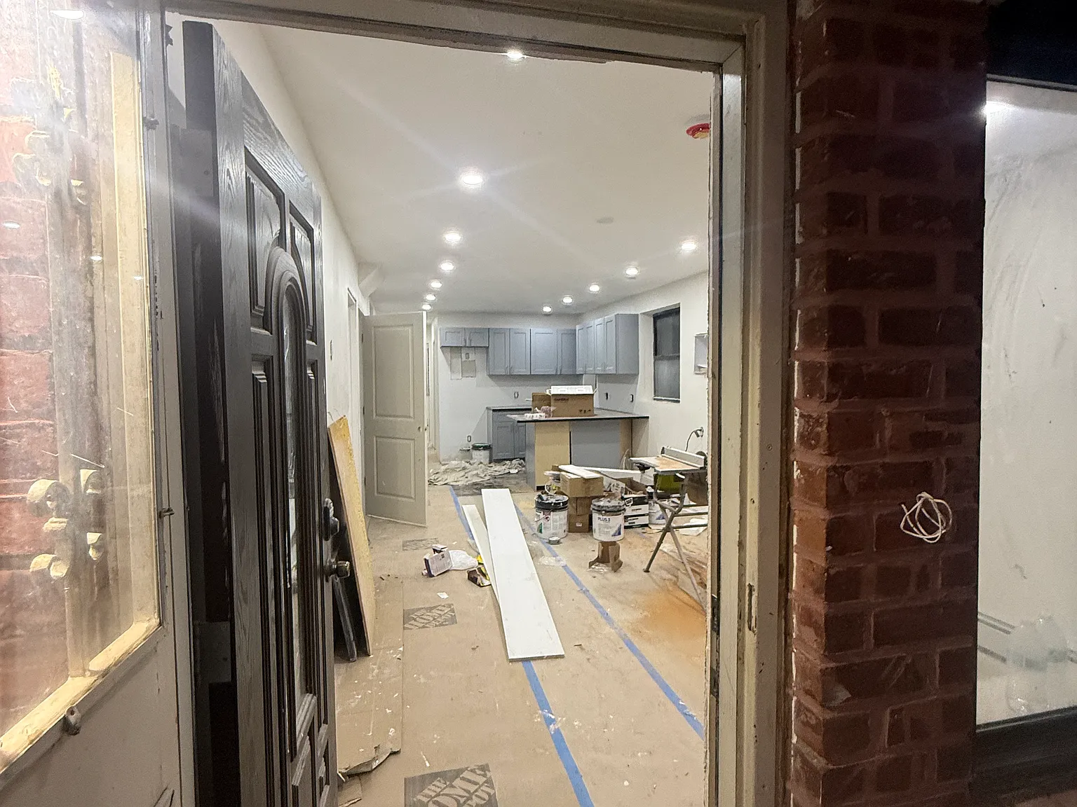 4 bed, 1200 sqft, $3,999 — Photo 3