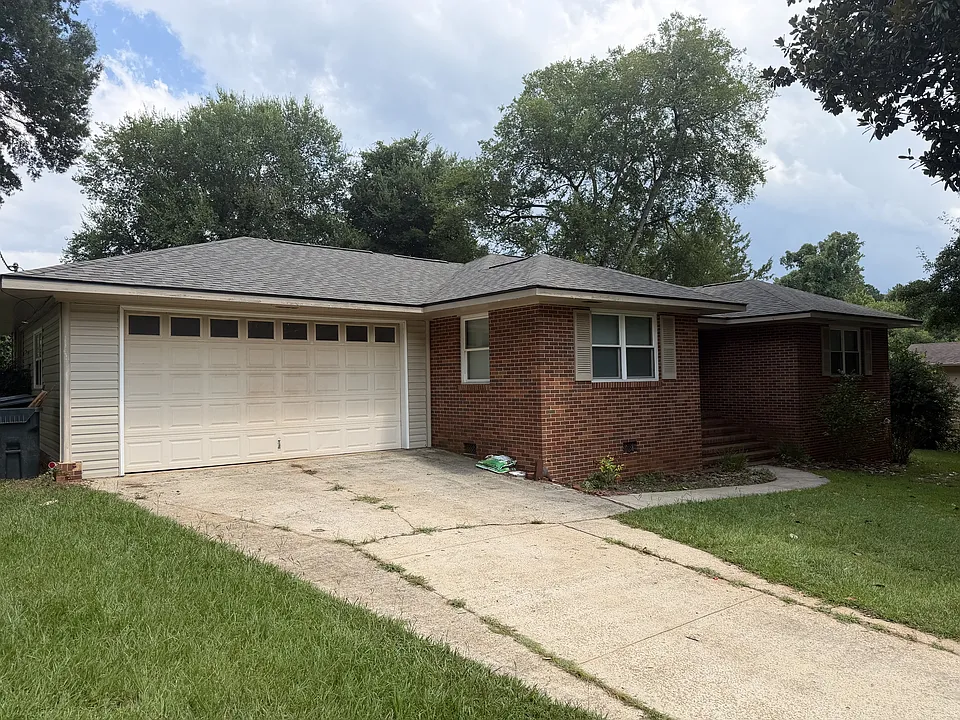 941 Harrington Dr