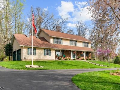 6 Camila Dr, Pittstown, NJ, 08867