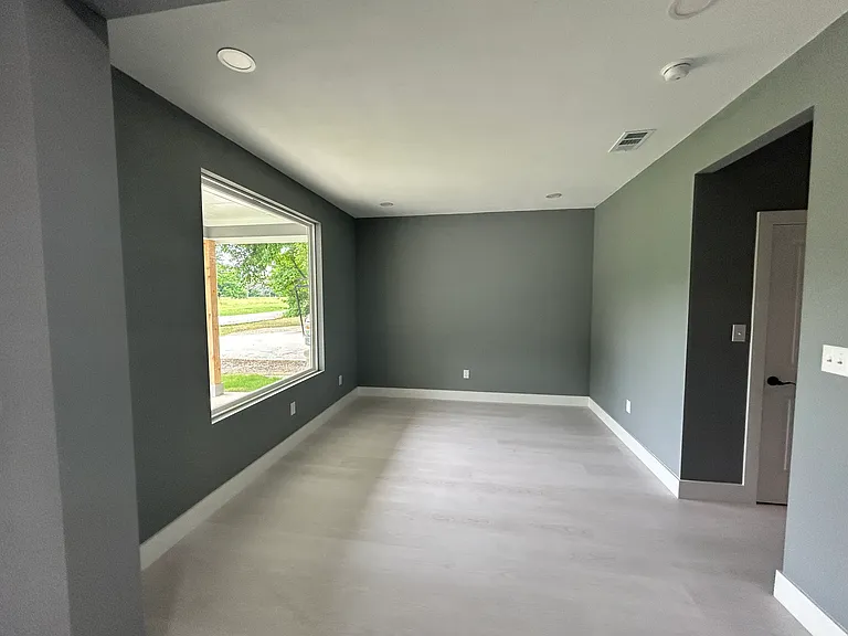 412 Little St — Photo 11