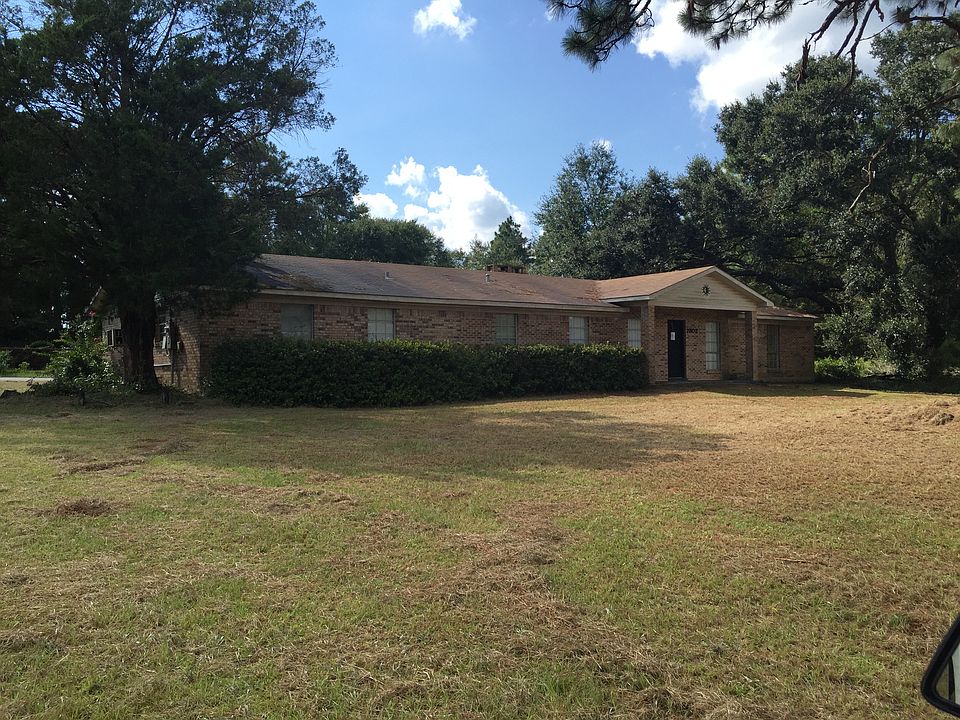 2nd image of 7802 Hi Wood Cir S