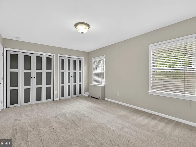 3334 Spring Ln #B30 — Photo 4