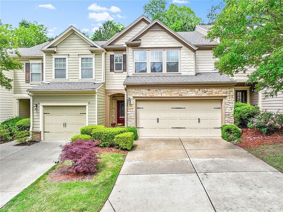 1st image of 3034 Cross Creek Dr