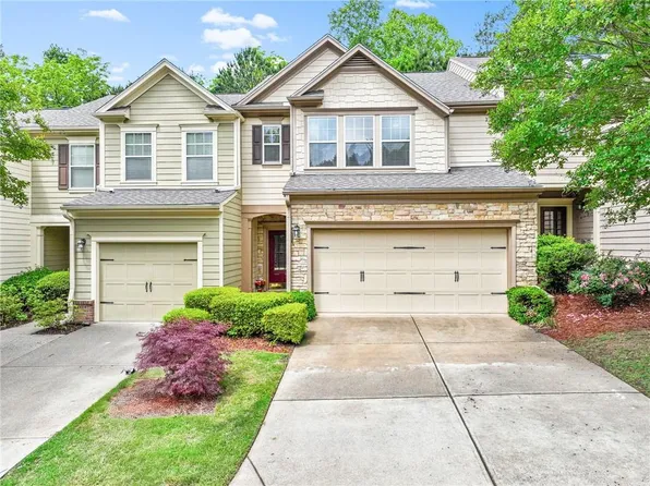 3034 Cross Creek Dr, Cumming, GA 30040
