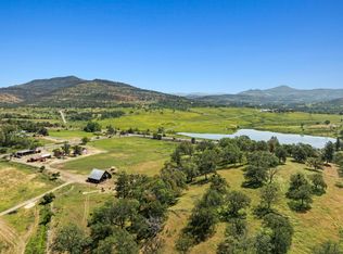 151 Hammel Rd, Eagle Point, OR 97524