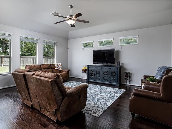 4th image of 12614 Fort Isabella Dr