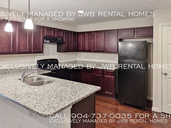 5th image of 3210 Rosselle St