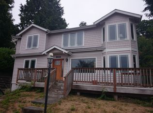 3232 46th Ave SW, Seattle, WA 98116