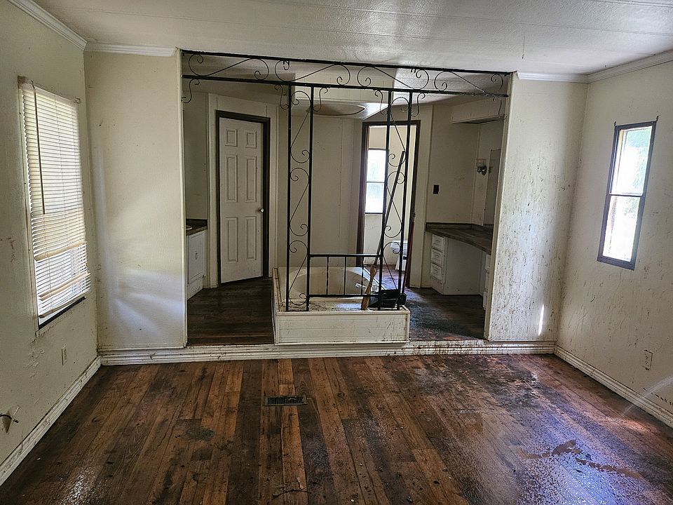 1st image of 308 Chance Dale Rd