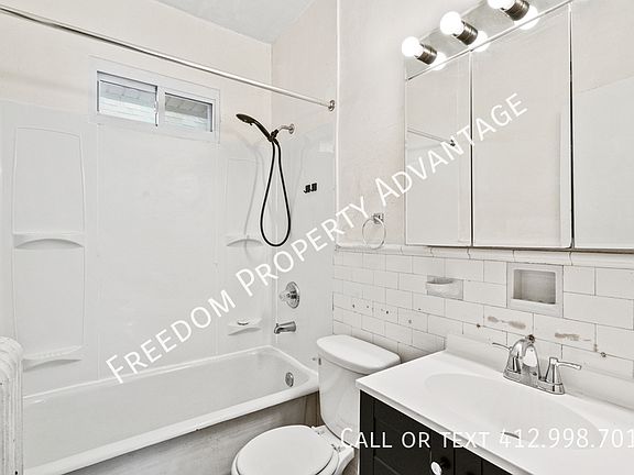 3rd image of 2451 Wedgemere St APT 2
