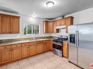 5319 1/2 S Normandie Ave #UPSTAIRS, Los Angeles, CA 90037