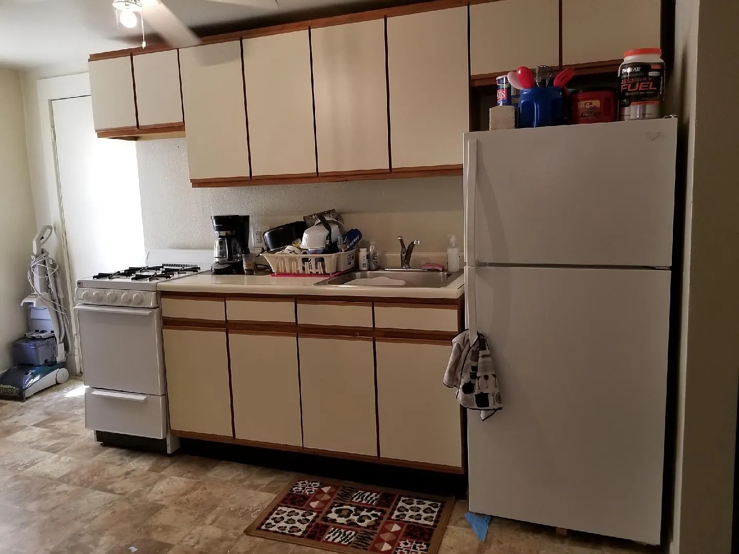 1 bed, 650 sqft, $595 — Photo 1