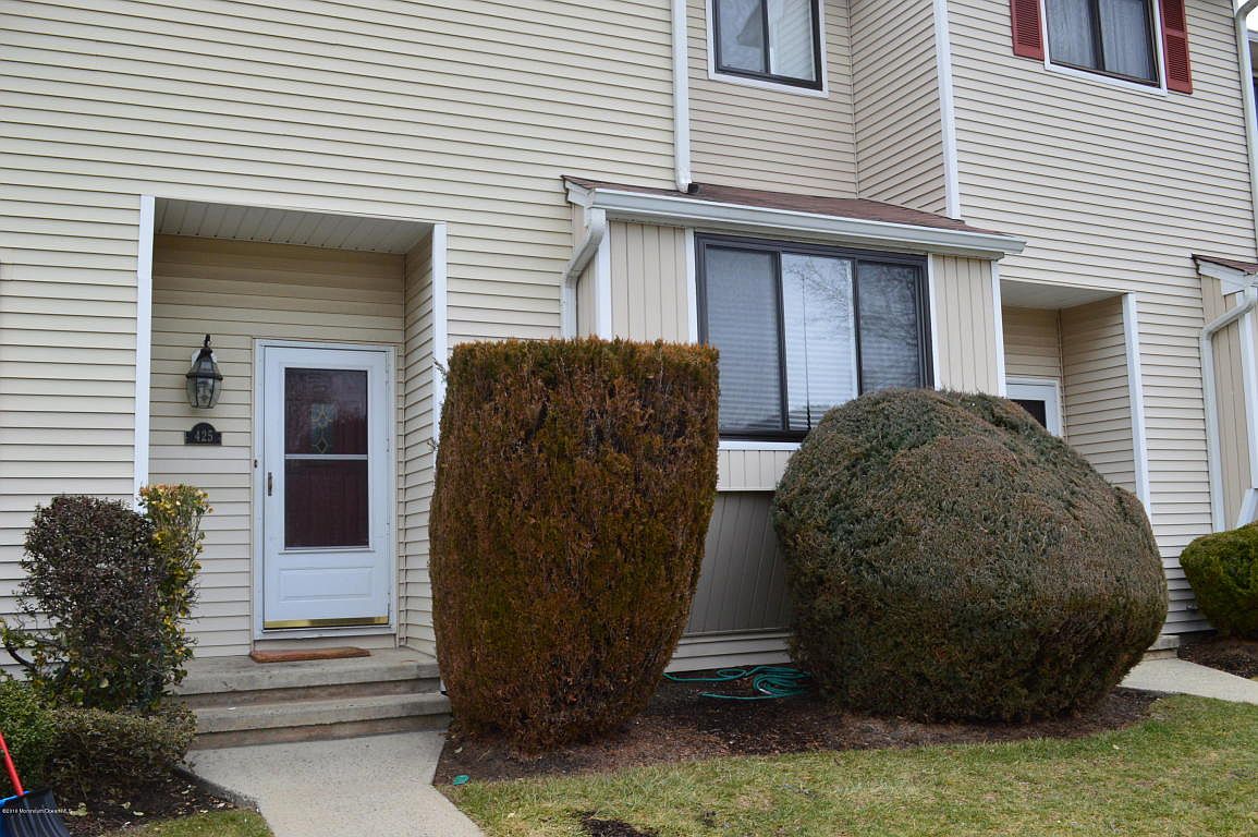 425 Middlewood Rd, Middletown, NJ 07748 Zillow