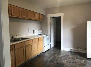 408 10th St S APT 04, Moorhead, MN 56560