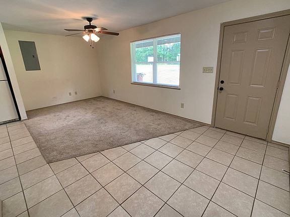 4th image of 401 Fincher Dr