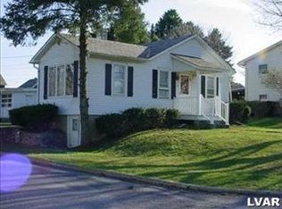 702 Prospect St, Tatamy, PA 18085