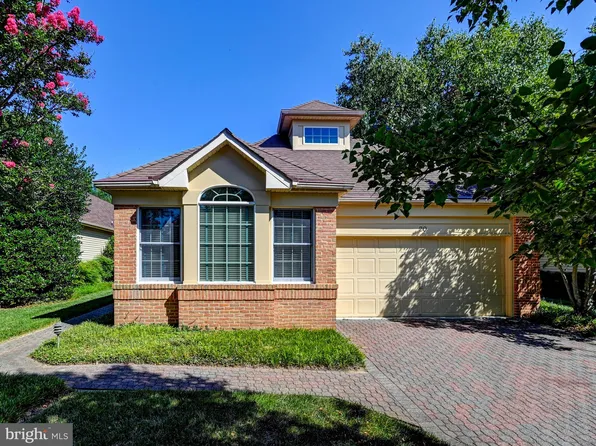 20 Stags Leap Ct, Pikesville, MD 21208