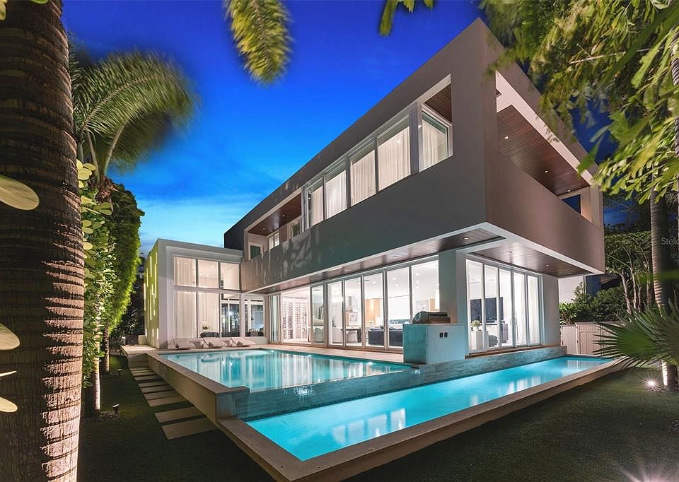 1st image of 4433 N Bay Rd