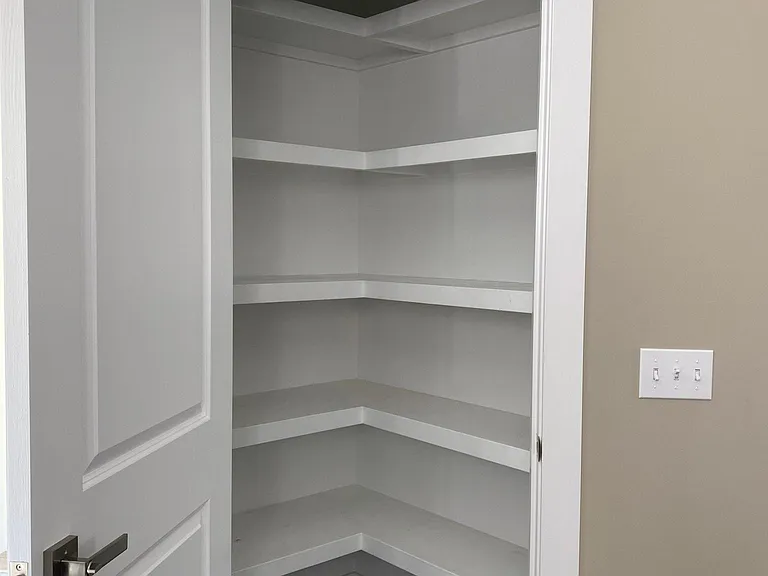 3507 Ivanrest Ave SW — Photo 5