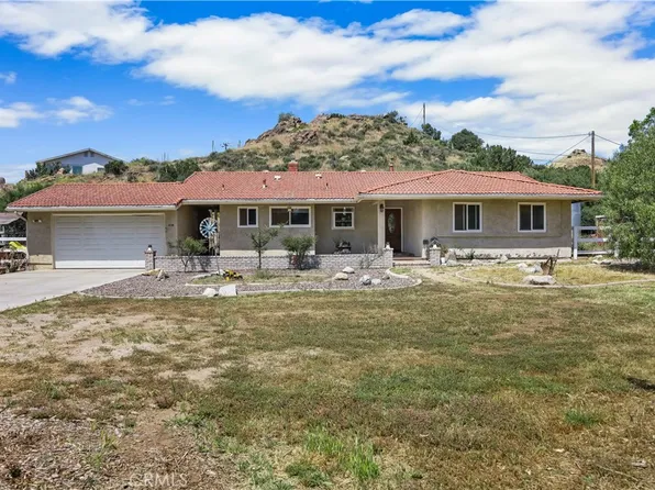 11429 Frascati St, Agua Dulce, CA 91390