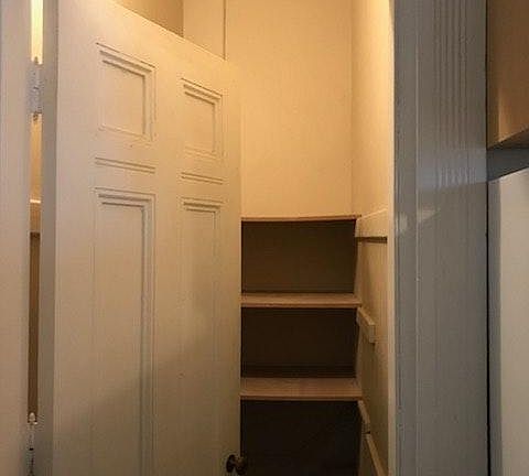 Walk-in kitchen pantry