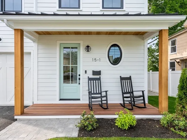 15 Emerald St #1, Newton, MA 02458