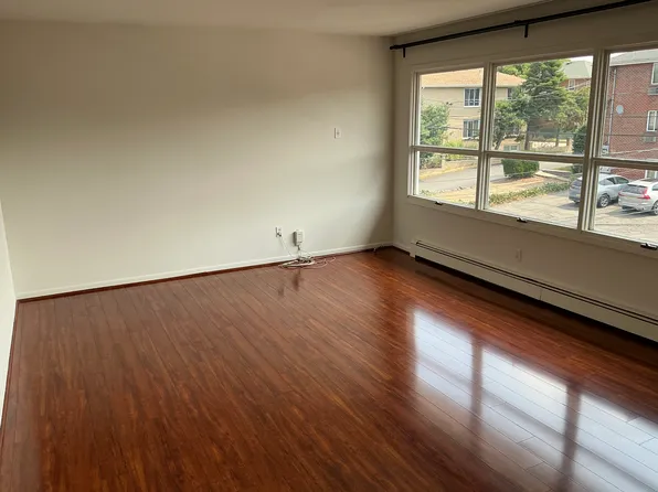 2449 1st Street image 6 of 22