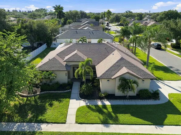 6274 Aventura Dr, Sarasota, FL 34241