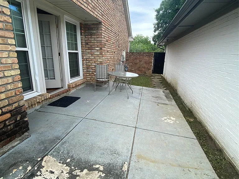 3050 Sutton Dr — Photo 25
