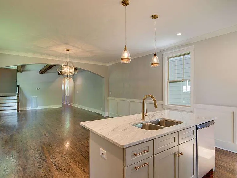 2420A Brasher Ave — Photo 7