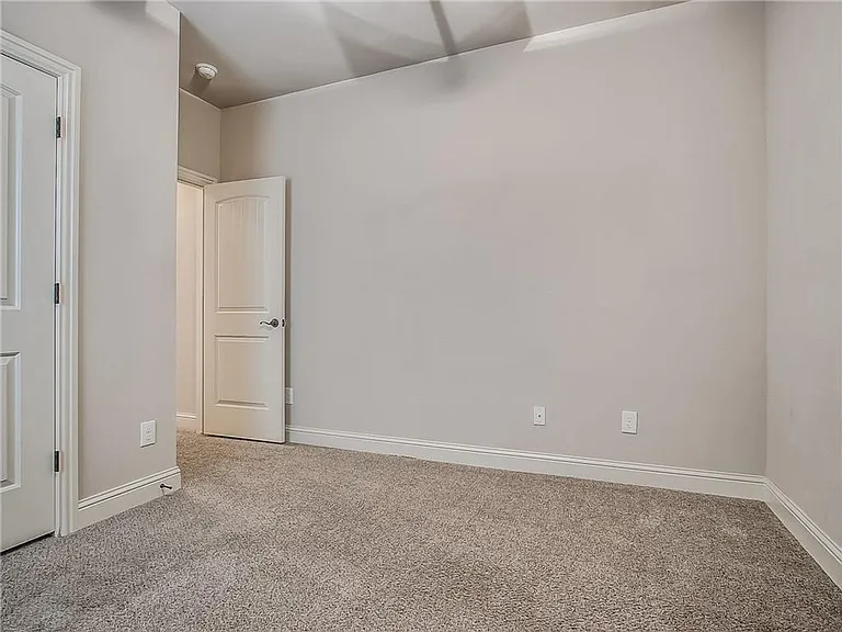 15412 Homecoming Dr — Photo 24