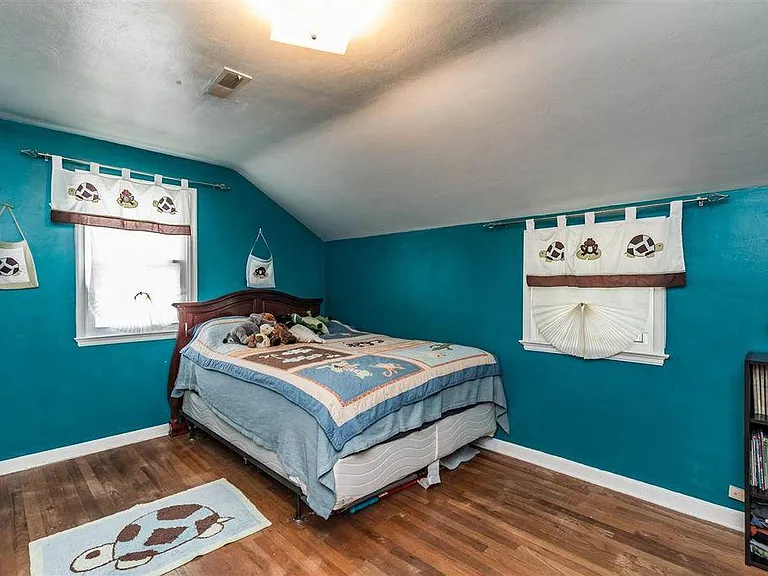 1014 Stanfield St — Photo 20