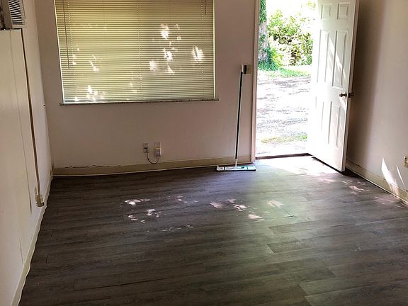 3rd image of 5823 Monfort Hills Ave APT 3