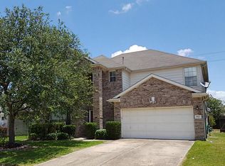 9527 Flying Eagle Ct, Houston, TX 77083